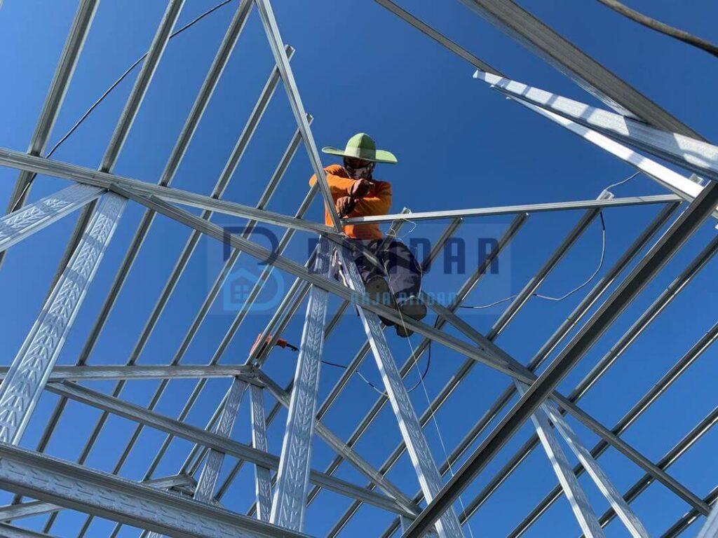 jasa pasang atap baja ringan bandar baja ringan 06